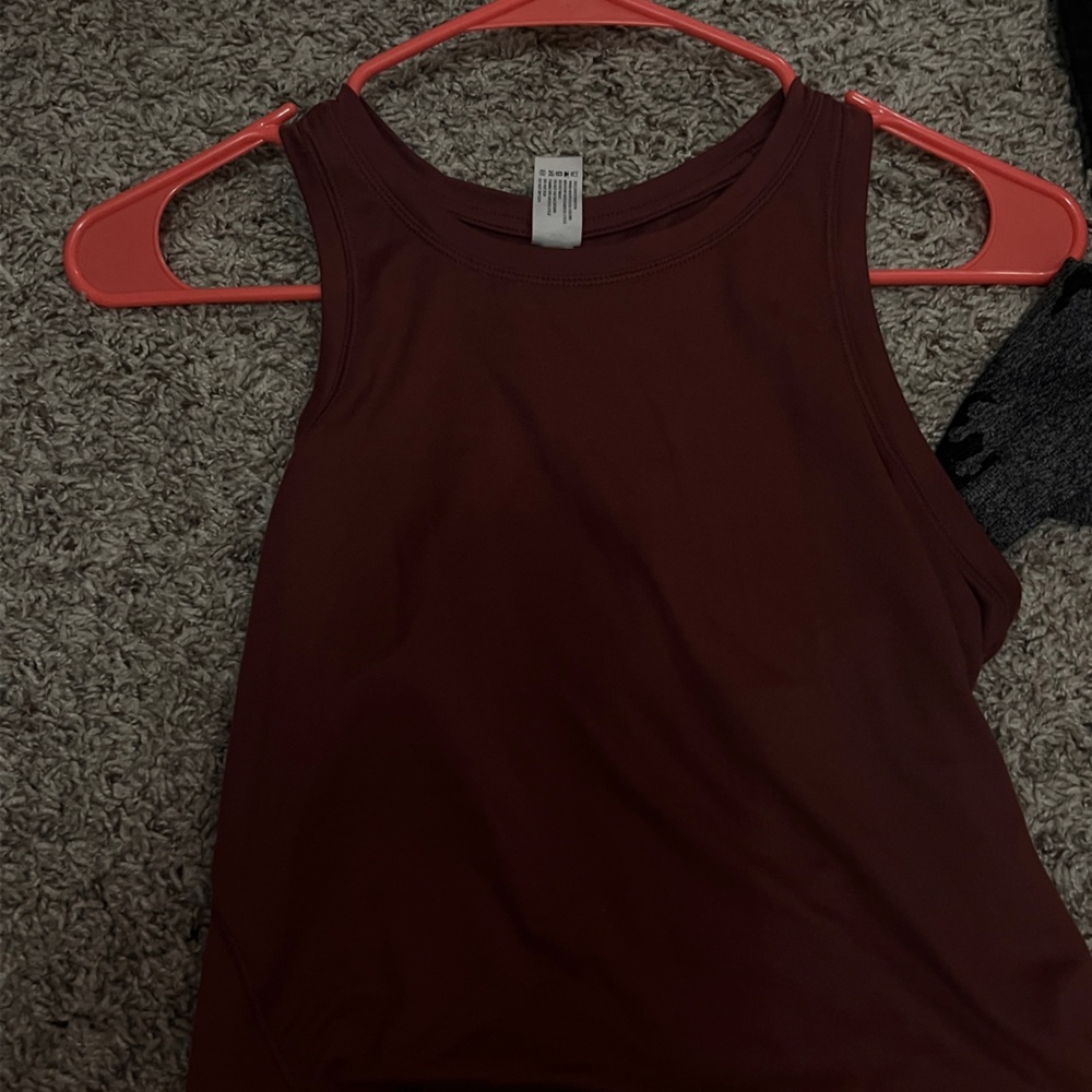 tank top bundle (2 tops)